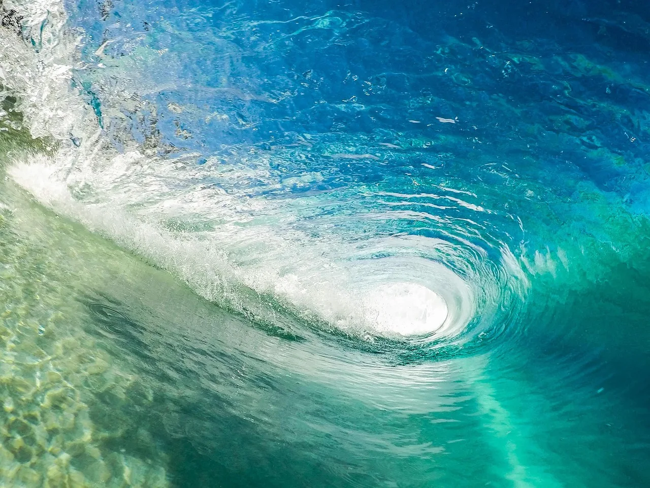 beach, wave, ocean, outdoors, sea, splash, surf, turquoise, water, whirlpool, tunnel, inside, nature, dynamics, zoom background. Tide-timed natural features you can reach by ferry around the Bay of Fundy