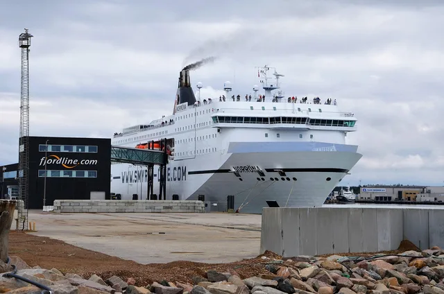 ship, ferry, port, terminal, norröna, tourism. Sheltered stops that rescue a ferry day when plans fall apart