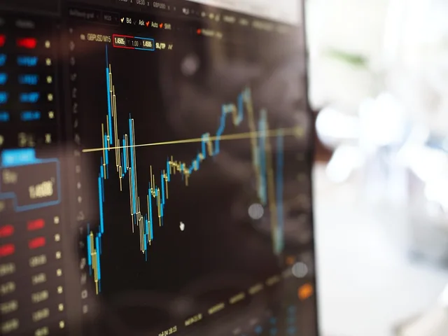 blur, chart, computer, data, finance, graph, growth, line graph, stock exchange, stock market, technology, trading, data, finance, finance, graph, stock market, stock market, stock market, stock market, stock market, trading, trading, trading, trading. How to compare routes using charts and zone forecasts