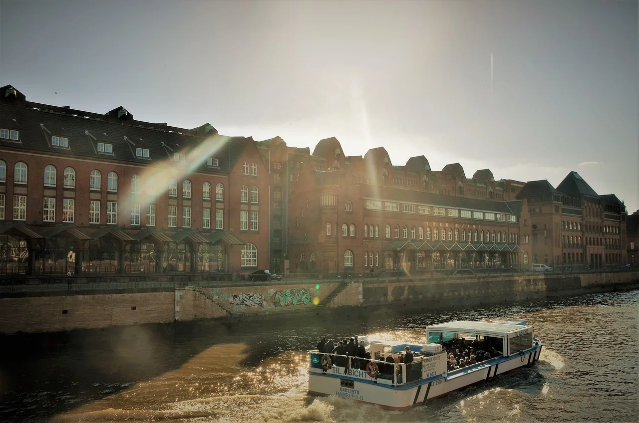 port, city, ferry, harbor cruise, hamburg, hafencity, speicherstadt, hamburgensia. Finding a ferry route guide who actually knows the water