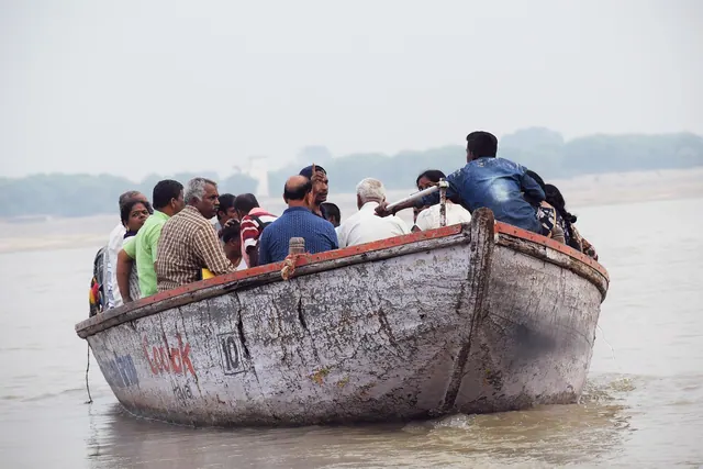 boat, ferry, river, cruise, varanasi, ghats, tourism, sailor, travel, varanasi, varanasi, varanasi, varanasi, varanasi, sailor